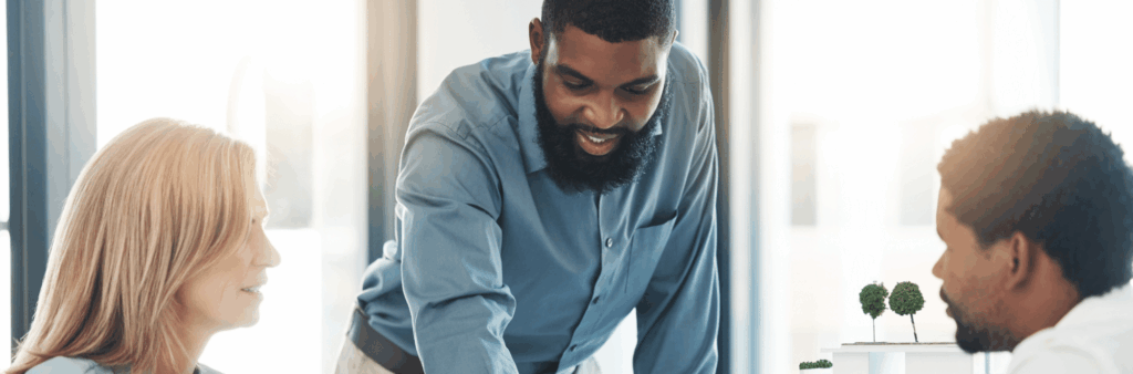 A leader engaging high performers in order to manage resistance in organizational change process.