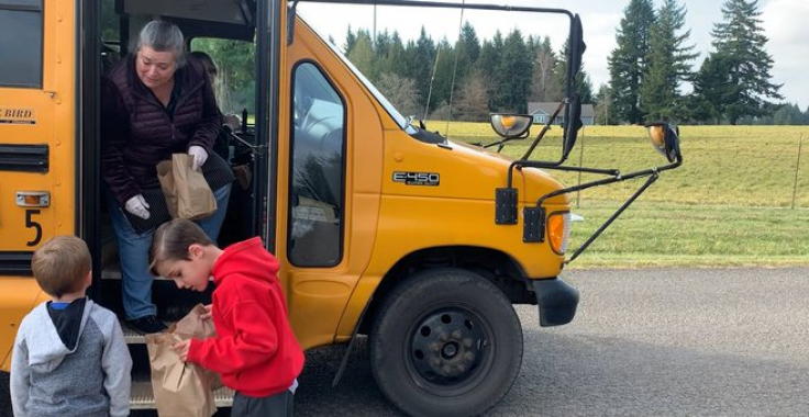 Estacada School District Delivers Lunches During COVID-19 | Studer